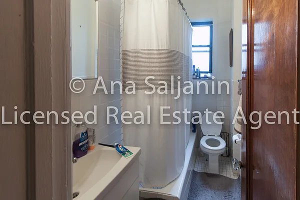 Rented by Citi Zone Realty | media 17