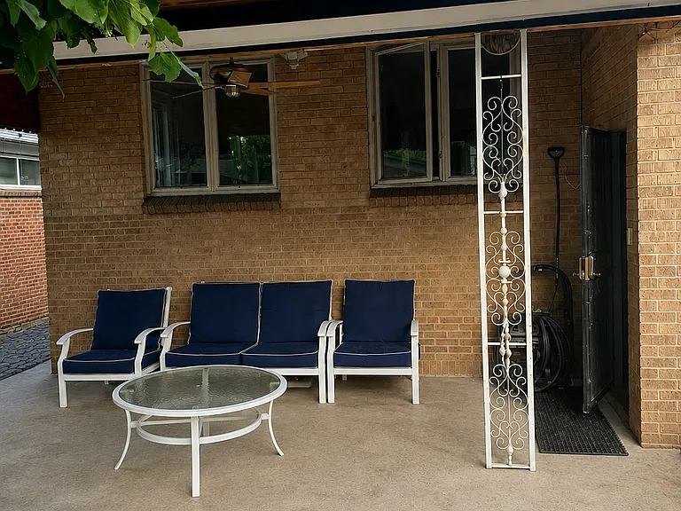 1246 Locust St — Photo 17