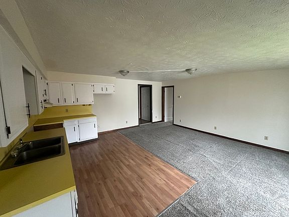 2nd image of 3334-3338 N Main St #3338-3