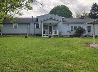1443 Blossom Ln, Verona, PA 15147