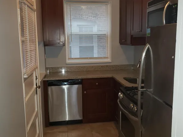 4871 1/2 N Hermitage Ave APT 2W, Chicago, IL 60640