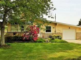 1352 Oakdale Dr NW, Warren, OH