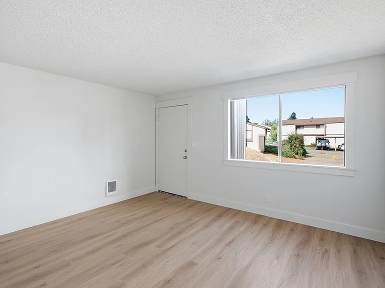 Rolling Hills Townhouses — Photo 44