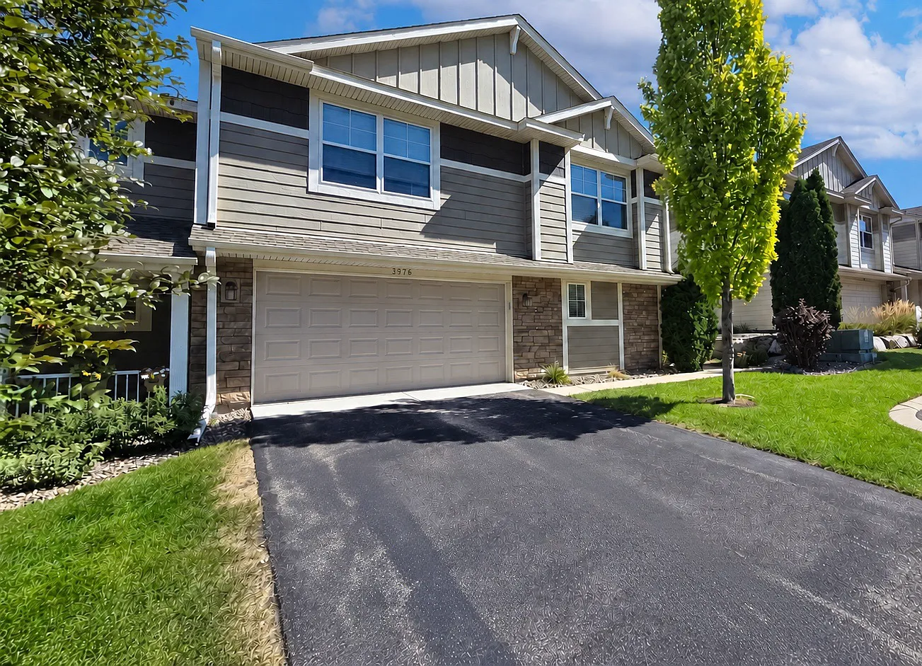 Cedar Grove Lane, Eagan (3976) RS ER1 - 1 — Photo 2