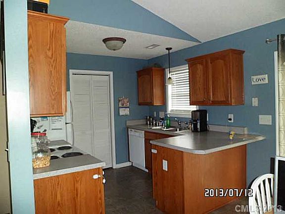 5th image of 2086 Mallard Creek Dr