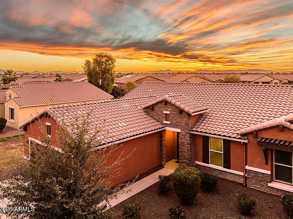 3rd image of 20386 N GENTLE BREEZE Court