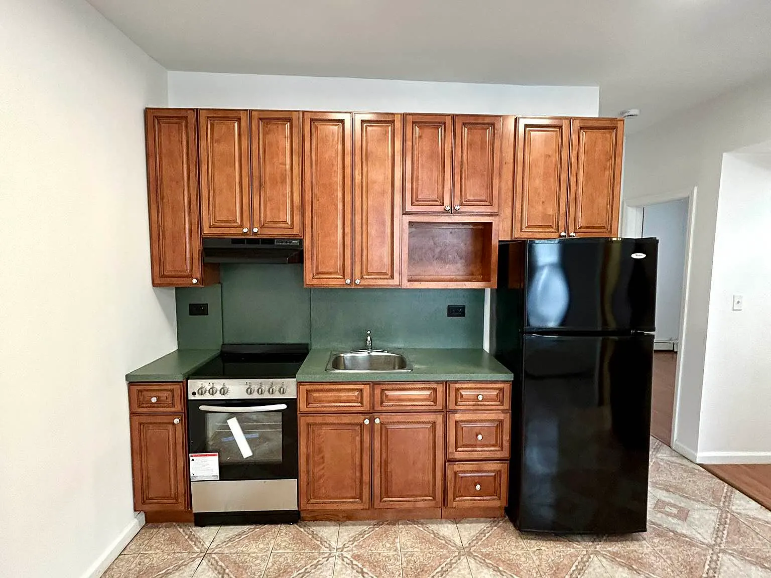 1345 De Kalb Avenue — Photo 3