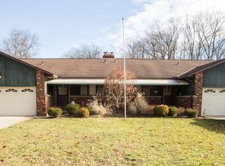 6995 Fry Rd, Middleburg Heights, OH 44130
