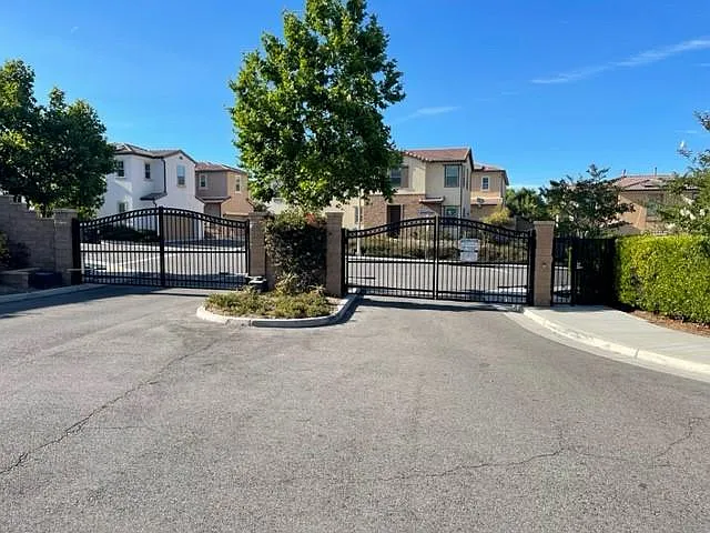 2816 Palma Cir — Photo 3