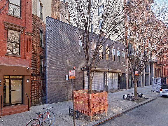 2nd image of 304 W 133rd St