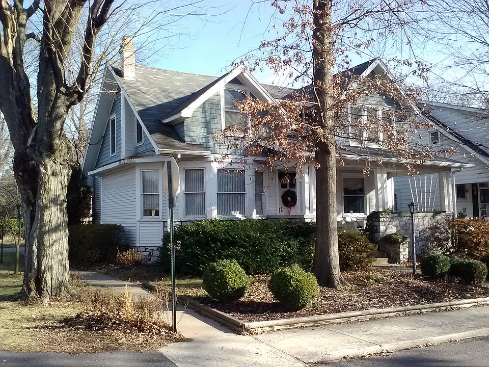 2nd image of 245 N 26th St