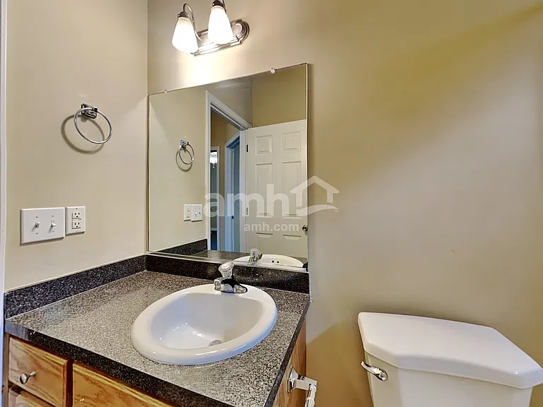 7745 Fayetteville Rd — Photo 15