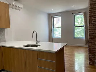 Rented by Michal Kuras, LREB