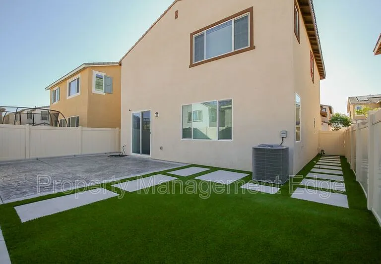 36644 Desert Tortoise Rd — Photo 21