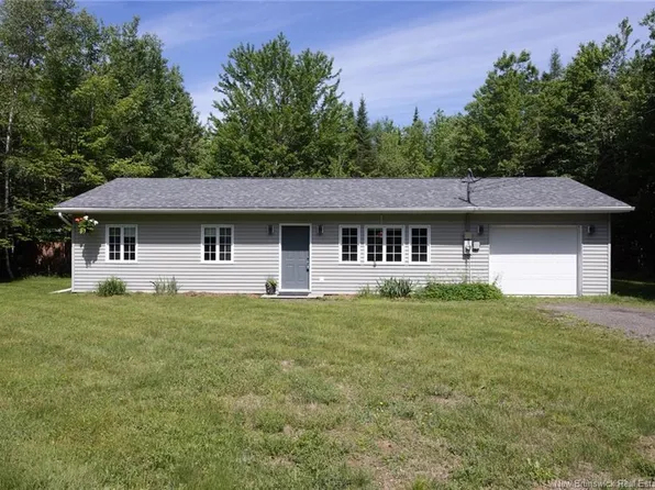15 Katie Ave, Douglas, NB E3G 7Z8