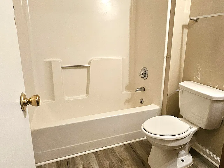 125 Canty Ln #A — Photo 7