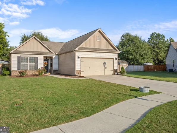 137 Abelia Ln, Byron, GA 31008