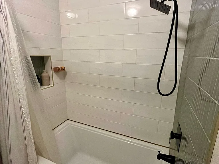 Enjoy a relaxing bath in the new deep tub.