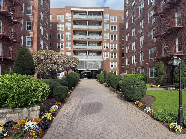 9201 Shore Road C508 image 1 of 5