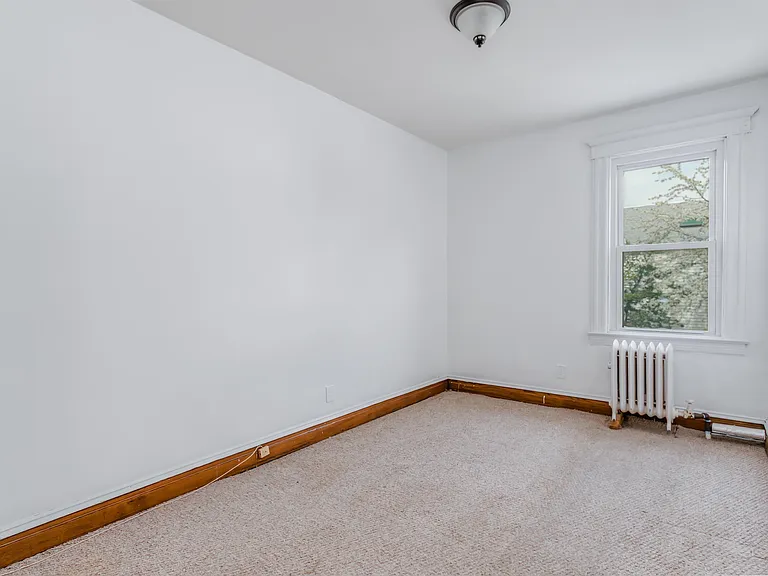 142 Humphrey Ave #2 — Photo 7