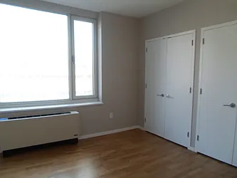 Sold by Manhattan Network Inc.