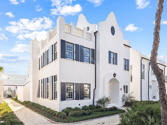 2nd image of 101 Whalebone Aly