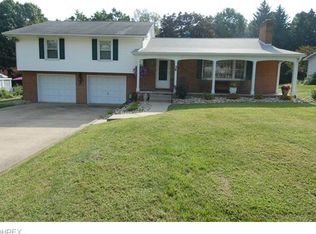 3230 Hilltop Rd, Zanesville, OH 43701