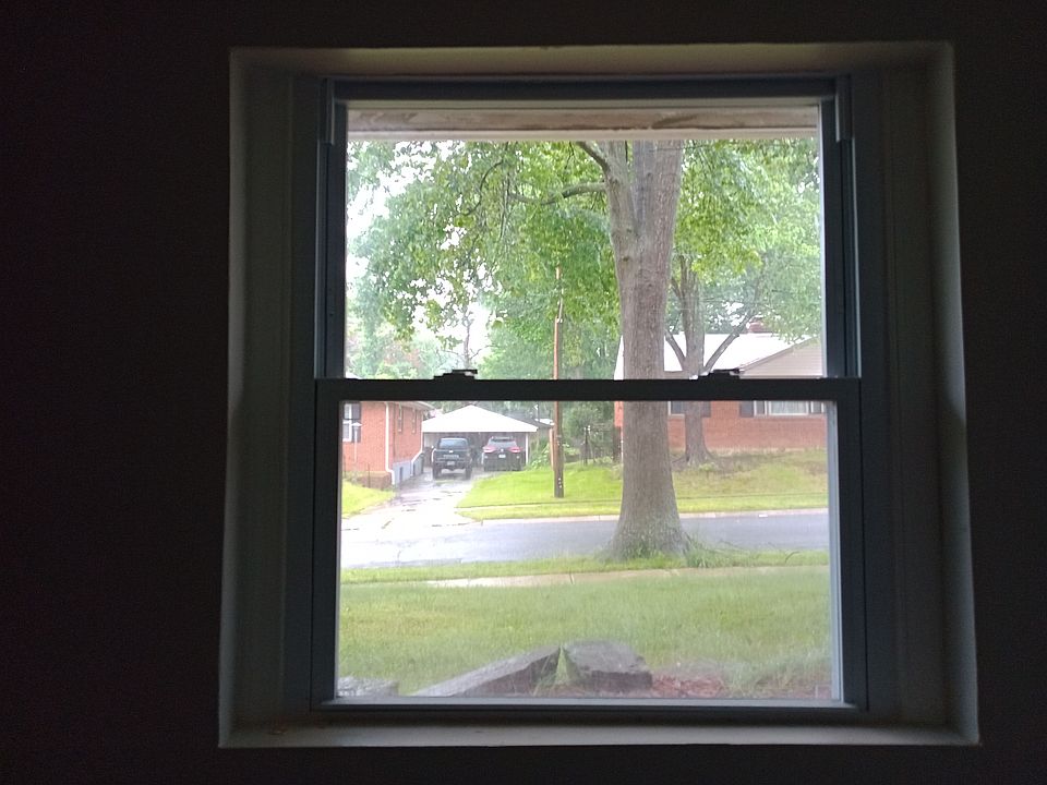 Window of the 1st bedroom.