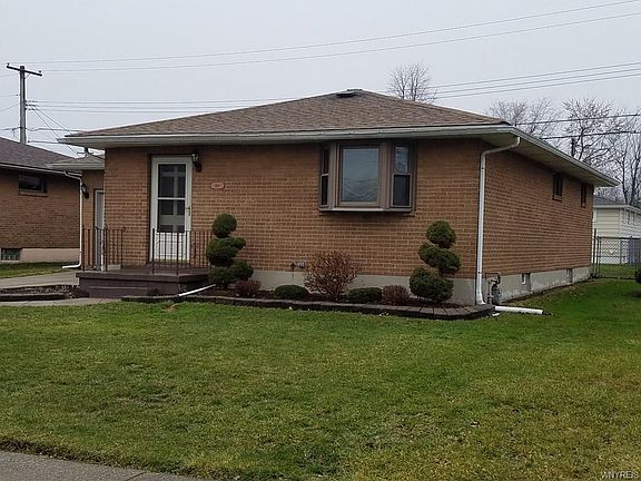 3rd image of 144 Saint Felix Ave