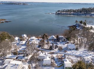 23 Edgewater Rd, Falmouth, ME 04105