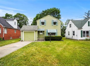 886 Packard Dr, Akron, OH 44320