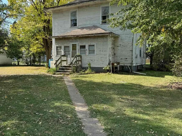 328 N G St, Oskaloosa, IA 52577