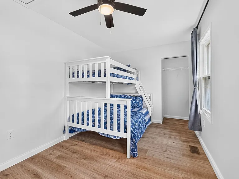 7690 Walnut St — Photo 27