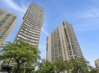 5701 N Sheridan Rd APT 2A, Chicago, IL