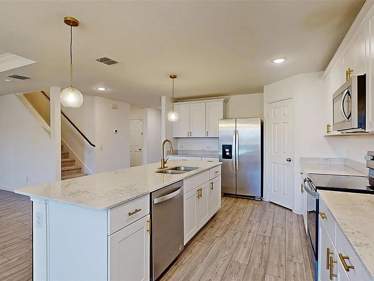 4536 Benham Dr — Photo 5