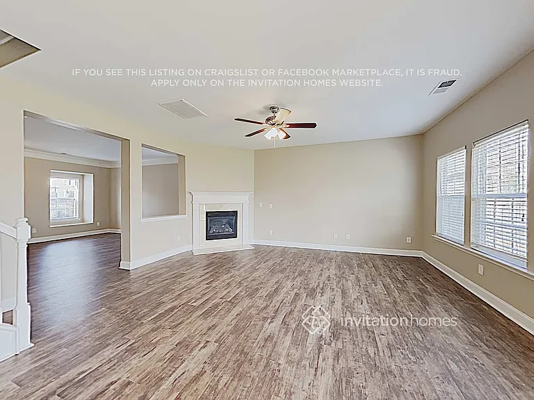 15217 Superior St — Photo 6