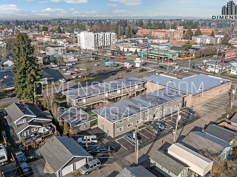 Lincoln Flats — Photo 16