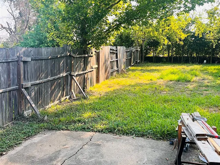 16633 Gold Ridge Ln — Photo 10
