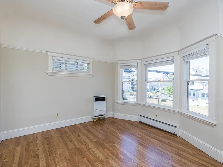 Vue De Lac Apartments — Photo 5
