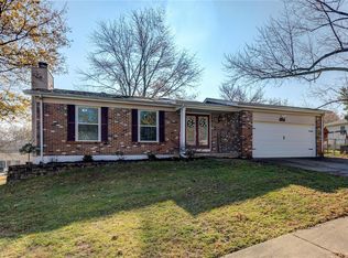 237 Sutters Mill Rd, Saint Peters, MO 63376