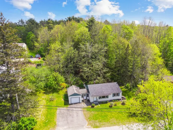 190 High Holborn Street, Gardiner, ME 04345