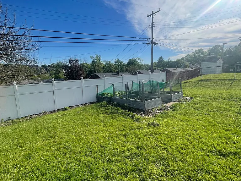 552 Horning St — Photo 18