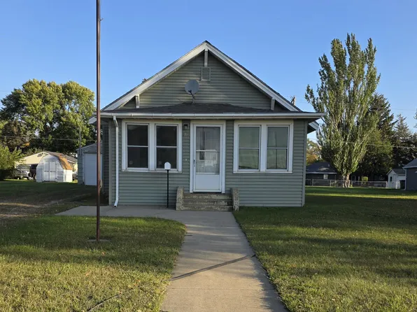 179 4th St NE, Huron, SD 57350