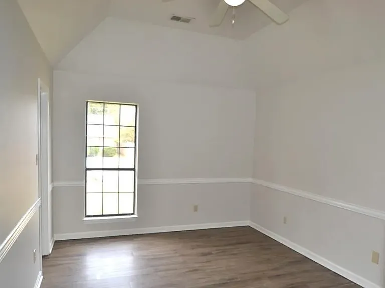 10087 Hyman Dr — Photo 11
