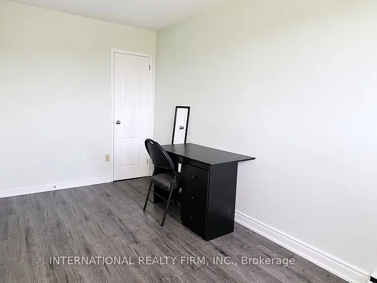 40 Sunny Glen Cres #308 — Photo 17