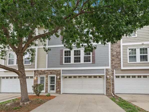 327 NE Sandalwood, Waukee, IA 50263