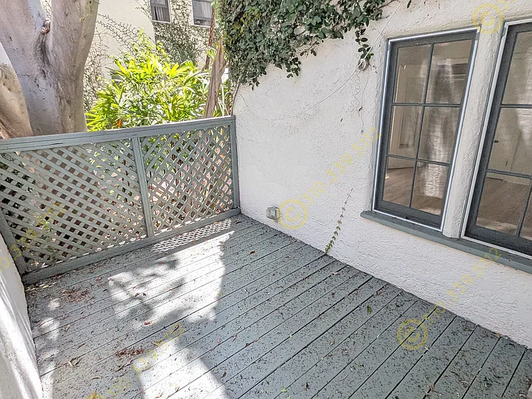 118 S Camden Dr #D — Photo 21