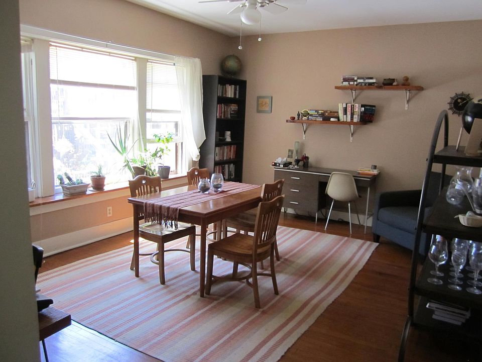 1st image of 1057 W Ardmore Ave #2