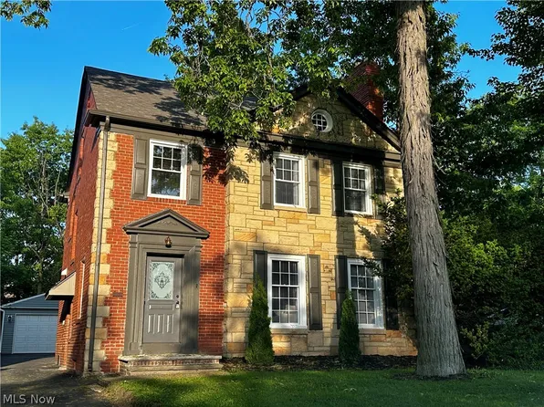 2391 Edgerton Rd, University Heights, OH 44118