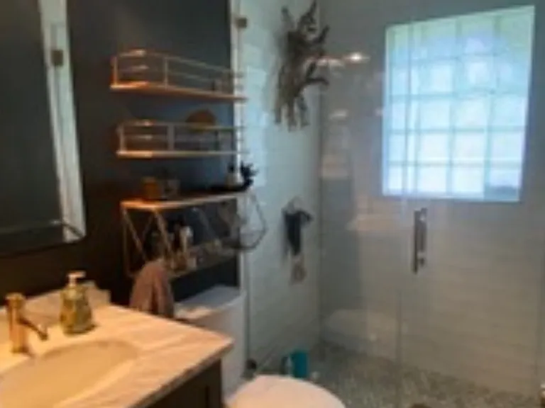 4901 Pershing Ave — Photo 1